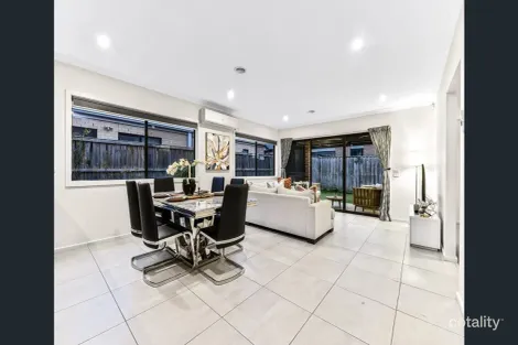 Property photo of 13 Strikeline Crescent Clyde North VIC 3978