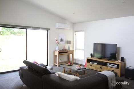 Property photo of 11 Llano Circuit Berwick VIC 3806