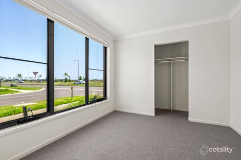 Property photo of 30 Bluegrass Street Tarneit VIC 3029