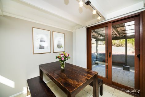 Property photo of 11 Doyle Place Karabar NSW 2620