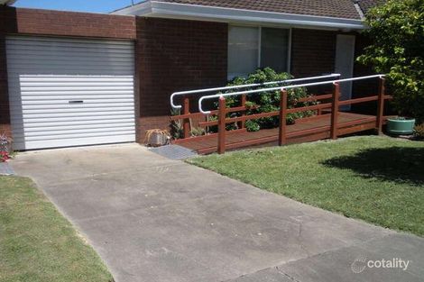 Property photo of 2/39 Carpenter Street Lakes Entrance VIC 3909