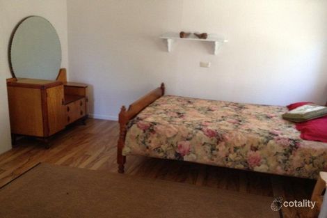 Property photo of 21 Kerr Avenue Southport QLD 4215