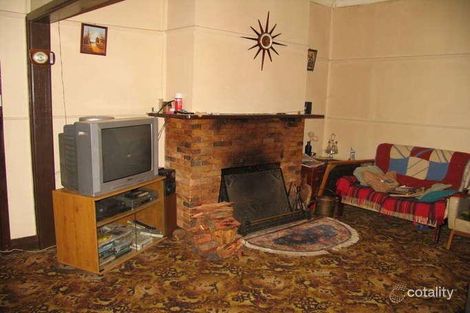Property photo of 38 Ebden Street Heathcote VIC 3523