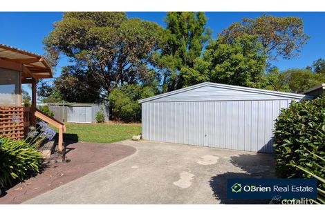 Property photo of 15 Gordonia Crescent Narre Warren VIC 3805