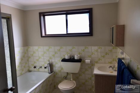 Property photo of 1/23 Dalkeith Place St Helens Park NSW 2560