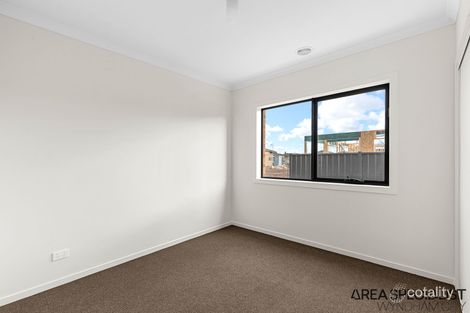 Property photo of 4 Lepperton Street Werribee VIC 3030
