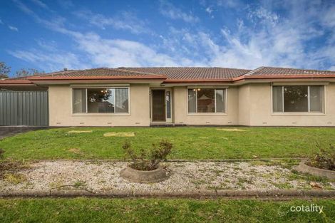 15 Raymond Rd, St Agnes, SA 5097