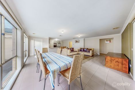 Property photo of 33 Broad Oak Drive Cranbourne East VIC 3977