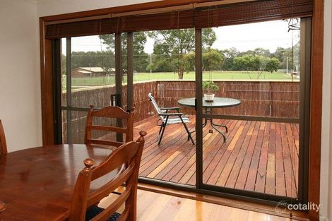 Property photo of 22 Esther Crescent Mooroolbark VIC 3138