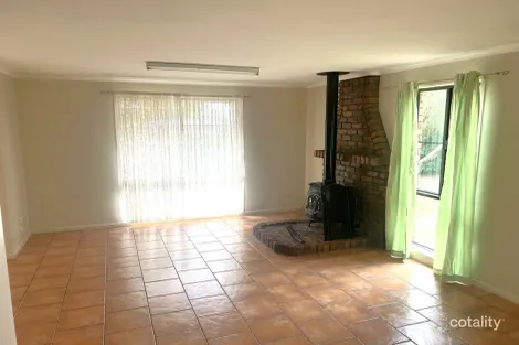 Property photo of 7 Cowie Drive Kingaroy QLD 4610