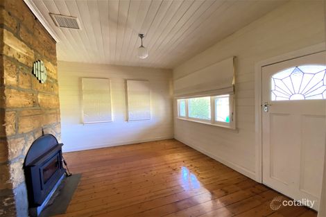 Property photo of 12 Queen Street Koroit VIC 3282