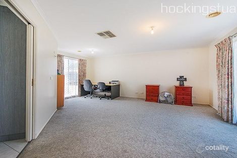 Property photo of 3 McGuigan Drive Cranbourne West VIC 3977