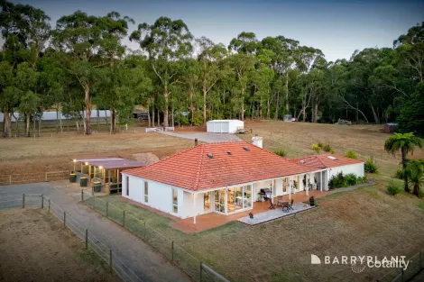Property photo of 60 Berry Road Silvan VIC 3795
