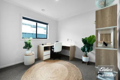 Property photo of 7 Pinebank Street Werribee VIC 3030