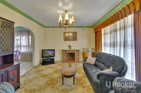 Property photo of 9 Houston Court Brooklyn VIC 3012