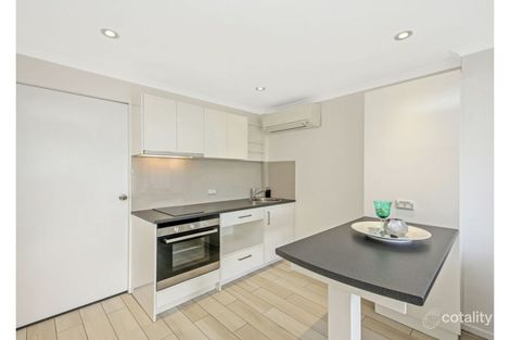 Property photo of 30 Brooks Street Camp Hill QLD 4152
