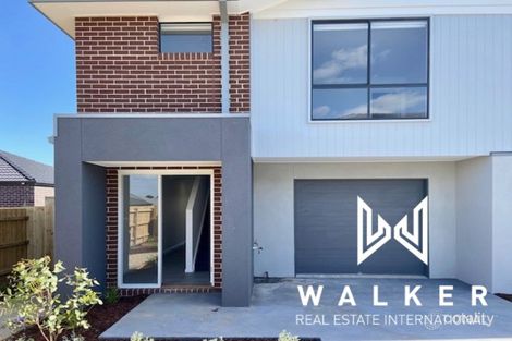 14 Verdelho Way, Clyde North, VIC 3978