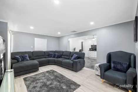 Property photo of 15 Weemala Crescent Bradbury NSW 2560