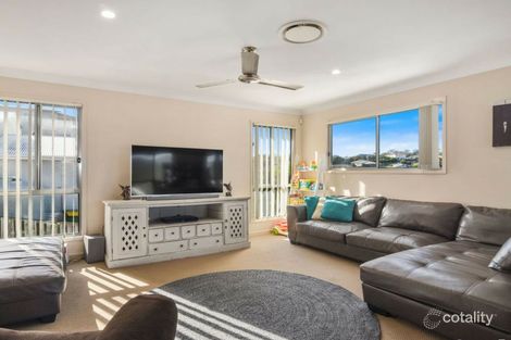 Property photo of 129 Wunburra Circle Pacific Pines QLD 4211
