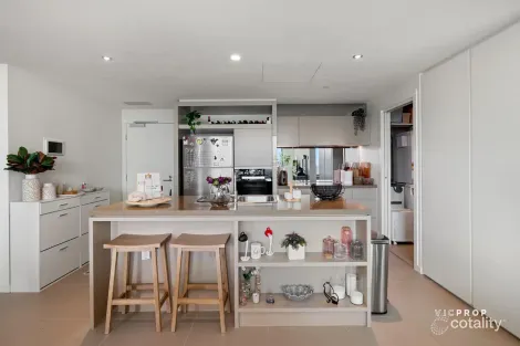 Property photo of 1004/9 Waterside Place Docklands VIC 3008