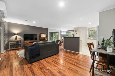 Property photo of 8 Arlene Drive Skye VIC 3977