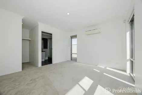 Property photo of 53 Brixton Crescent Ellenbrook WA 6069
