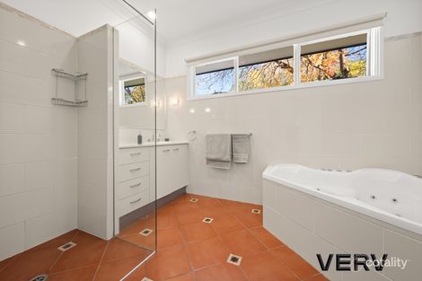 Property photo of 4 Simmons Place Chapman ACT 2611