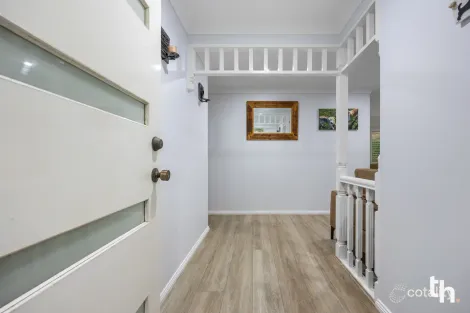 Property photo of 18 Dwyer Chase Eleebana NSW 2282