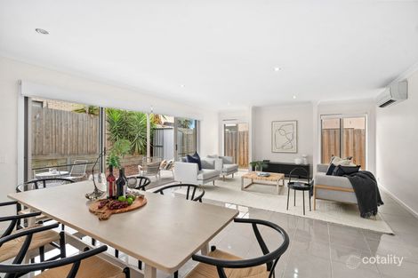 2/1 Cedar Gr, Highton, VIC 3216