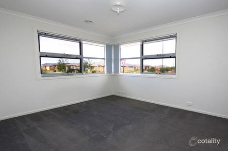 Property photo of 22 Bianca Boulevard Tarneit VIC 3029