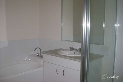 Property photo of 1/10 Eve Court Kallangur QLD 4503