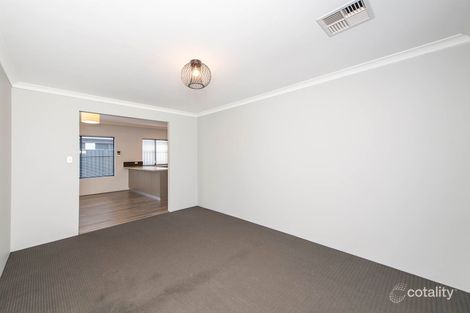 Property photo of 21 Ginger Loop Treeby WA 6164