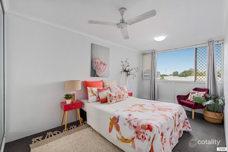 Property photo of 10/31 Surrey Street Hyde Park QLD 4812