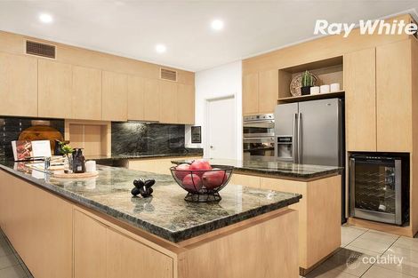 Property photo of 23 Newbridge Close Dingley Village VIC 3172