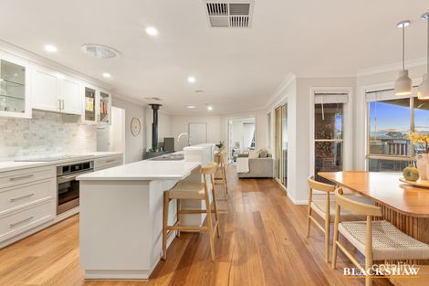 Property photo of 4 Applebox Place Jerrabomberra NSW 2619
