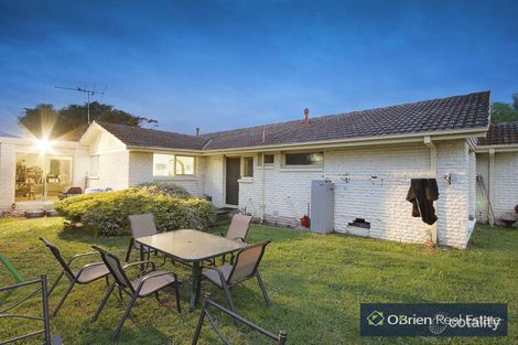 Property photo of 9 Circle Drive North Cranbourne VIC 3977