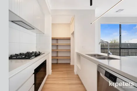 Property photo of 5A Dalworth Avenue Dromana VIC 3936