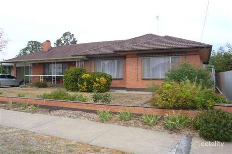 33 Wood St, Warracknabeal, VIC 3393