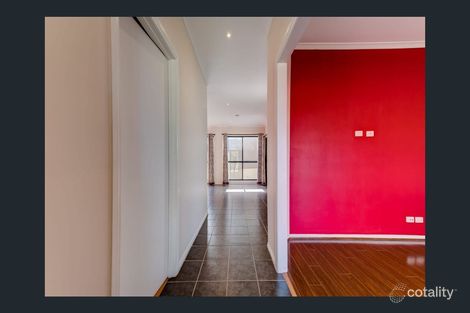 Property photo of 20 Cheviot Drive Truganina VIC 3029