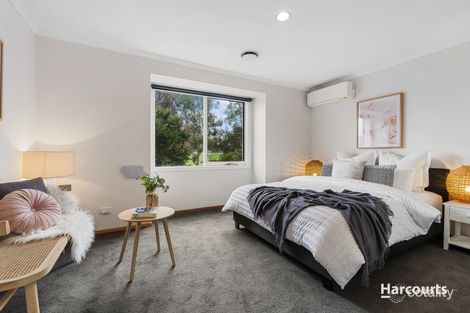 Property photo of 140 Waradgery Drive Rowville VIC 3178