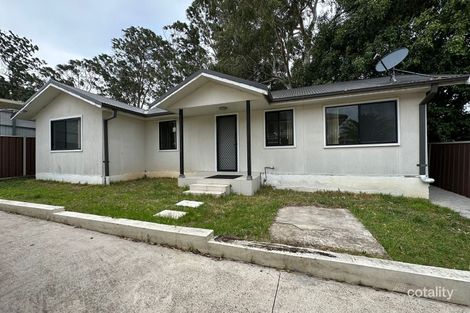 Property photo of 42 Jacaranda Drive Georges Hall NSW 2198
