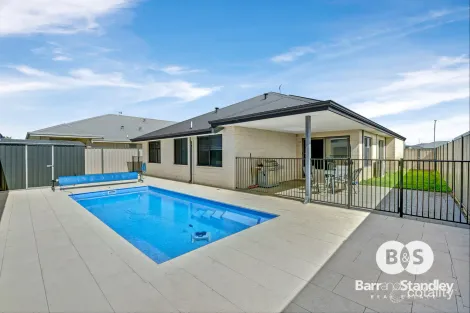 Property photo of 107 Grandite Fairway Australind WA 6233