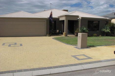 17 Karoo Way, Pearsall, WA 6065