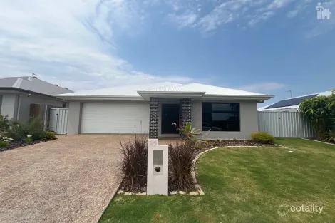 26 Leaward Bvd, Pialba, QLD 4655