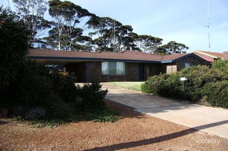 9 Courboules Cres, Corrigin, WA 6375