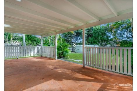 Property photo of 4 Schooner Street Jamboree Heights QLD 4074