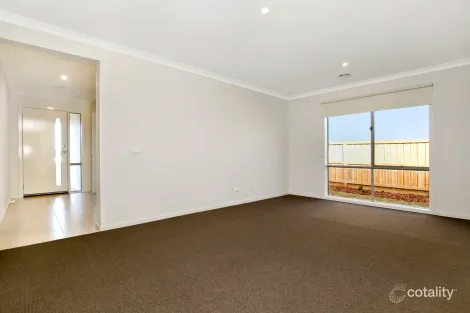 Property photo of 10 Grace Court Beveridge VIC 3753
