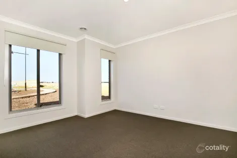 Property photo of 10 Grace Court Beveridge VIC 3753