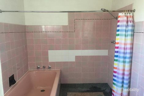 10 Lawrie St, Henley Beach, SA 5022