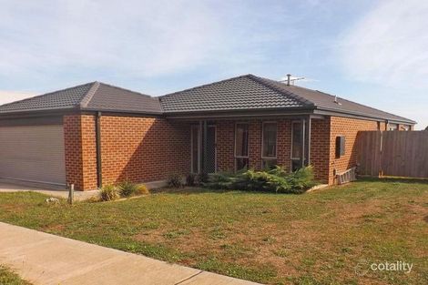 Property photo of 62 Vincent Boulevard Trafalgar VIC 3824